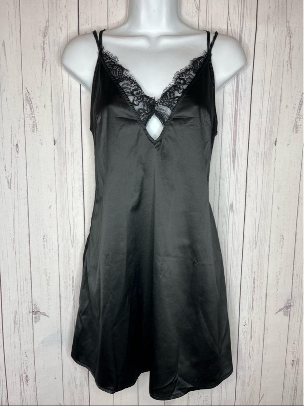 Ekouaer Womens Size Small Black Chemise Satin Nightgown V-Neck Lace Trim Nightie